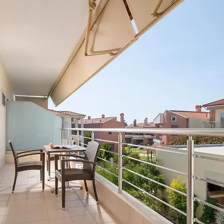 Sofia Hotel apartamentowy 3*