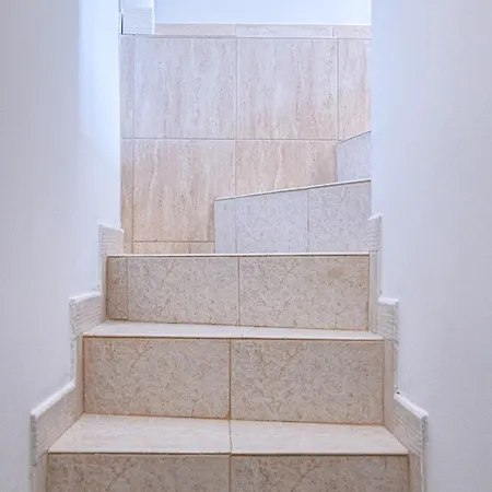 Sofia 3* نيكيتي