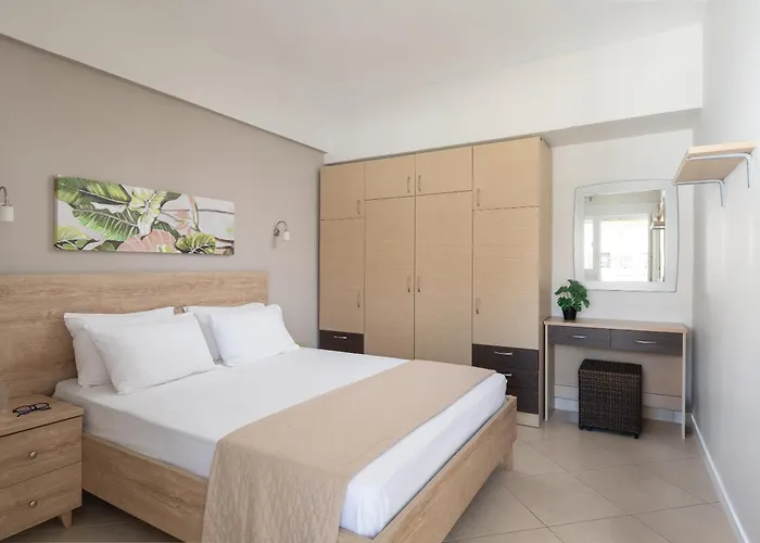 Hotel de apartamente Sofia Nikiti (Sithonia)