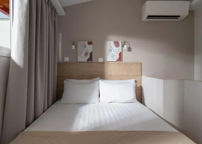 Sofia Nikiti (Sithonia)