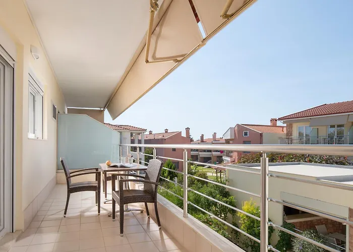 Sofia 公寓式酒店 3*